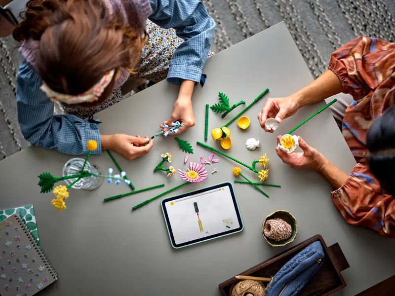 LEGO - 10347 - BOTANICAL COLLECTION - Petite Sunny Bouquet - 373pcs