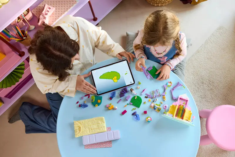 LEGO - 11205 - GABBY's DOLLHOUSE - Sweet Treat Mountain & Kitty Garden - 263pcs