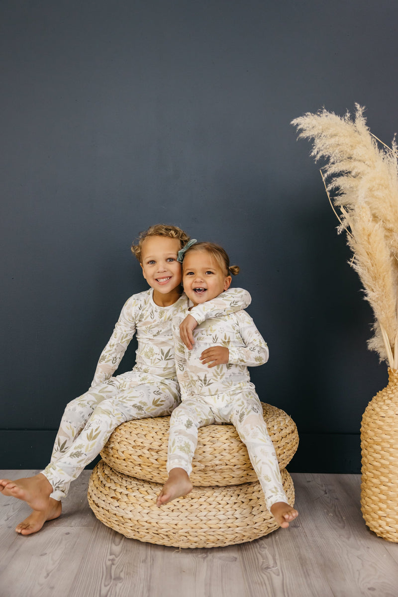 Copper Pearl - Rex 2pc Long Sleeve Pajama Set (2 years)