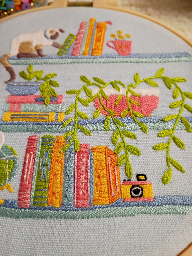 BOOK LOVER EMBROIDERY KIT
