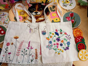 MEADOW FLOWERS TOTE BAG EMBROIDERY KIT
