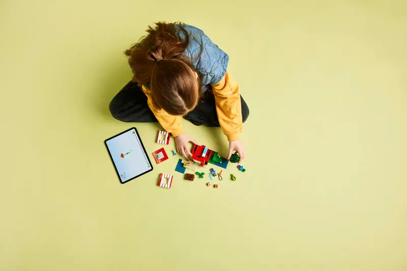 LEGO - 21275 - MINECRAFT - The TNT Jungle House - 287pcs