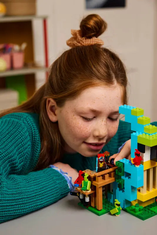 LEGO - 21282 - MINECRAFT - The Parrot Houses - 535pcs