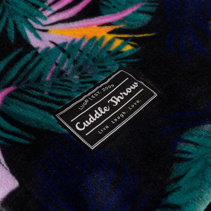 LUG - Cuddle Throw Blanket