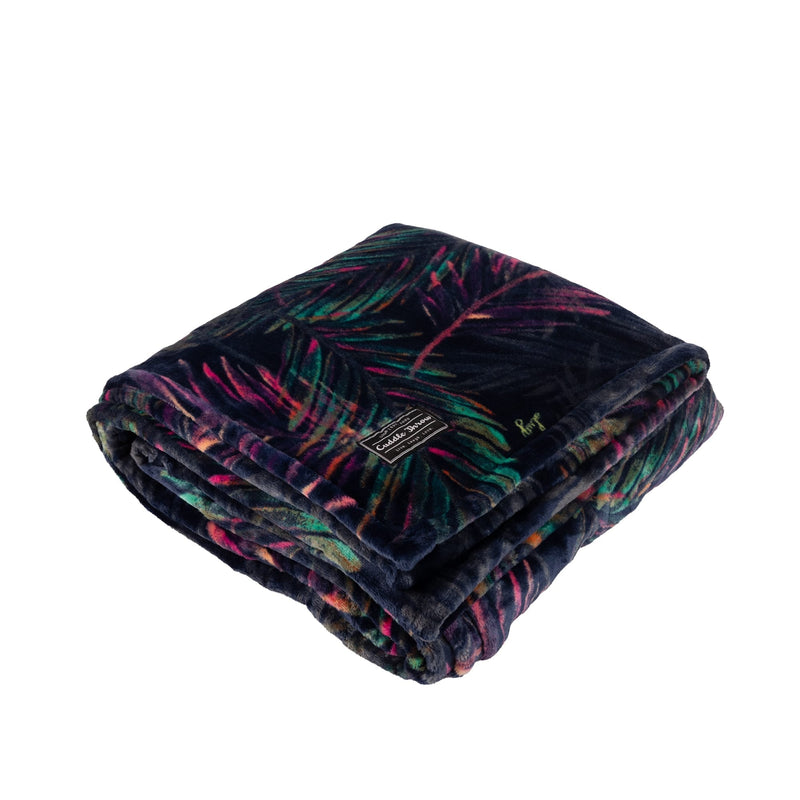 LUG - Cuddle Throw Blanket