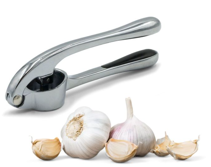 KITCHEN BASICS - Garlic Press