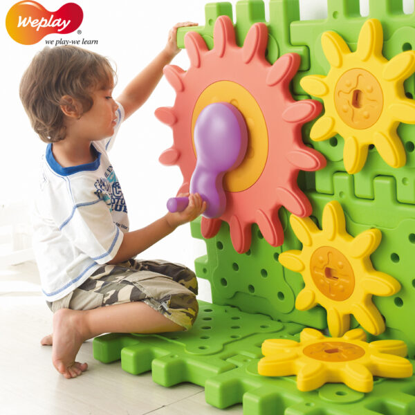 Weplay We-Block Gears set with small and large gears and handles