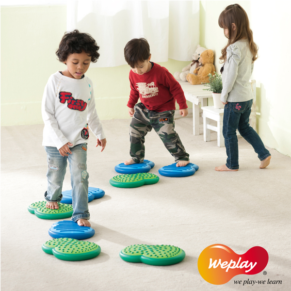 Weplay Balance Stepping Clouds inflatable balance pods