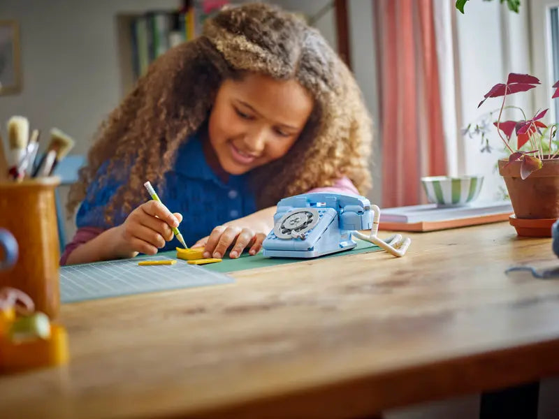 LEGO - 31174 - CREATOR - Retro Telephone/Cellphones - 383pcs