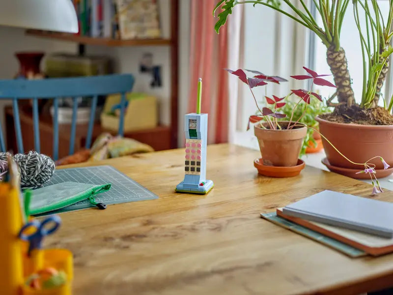 LEGO - 31174 - CREATOR - Retro Telephone/Cellphones - 383pcs