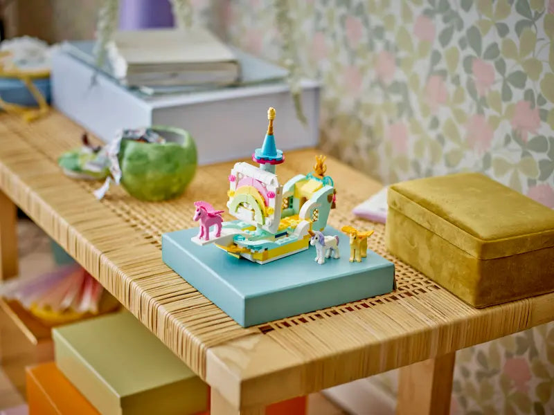 LEGO - 31175 - CREATOR - Unicorn Castles/Boat - 390pcs