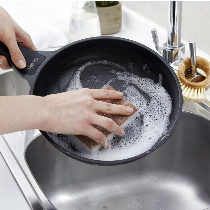 Full Circle - IN A NUTSHELL™ Scrubbing Sponges - Made in CANADA