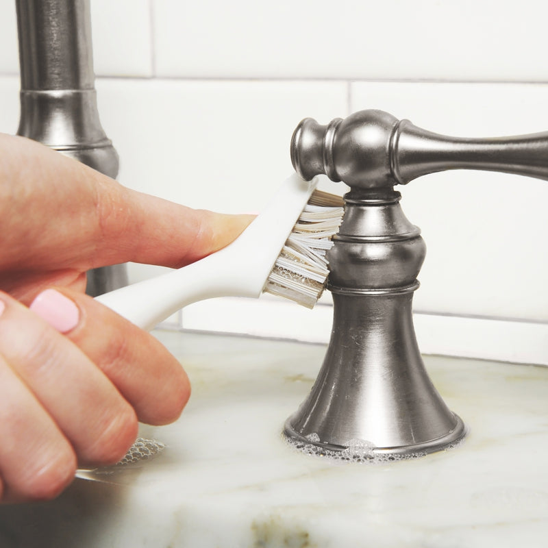 Full Circle - MICRO MANAGER Detail Scrub Brush