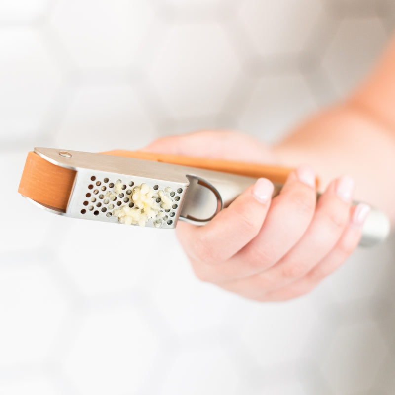 Full Circle - CRUSHED IT™ Garlic Press