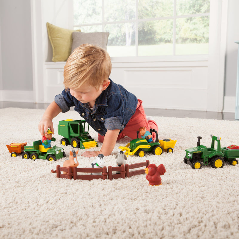 John Deere - JOHN DEERE - FUN on the FARM PLAYSET