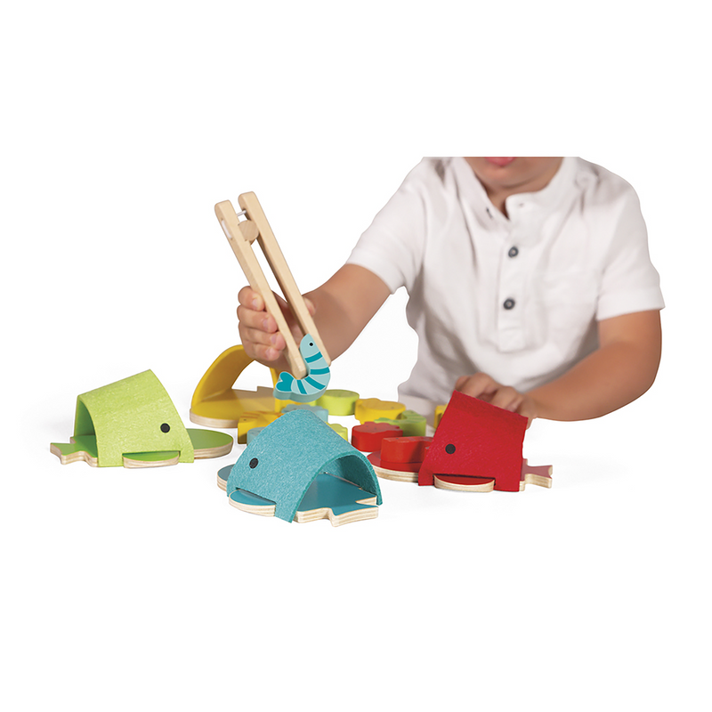 WHALES COLOUR MATCHING GAME