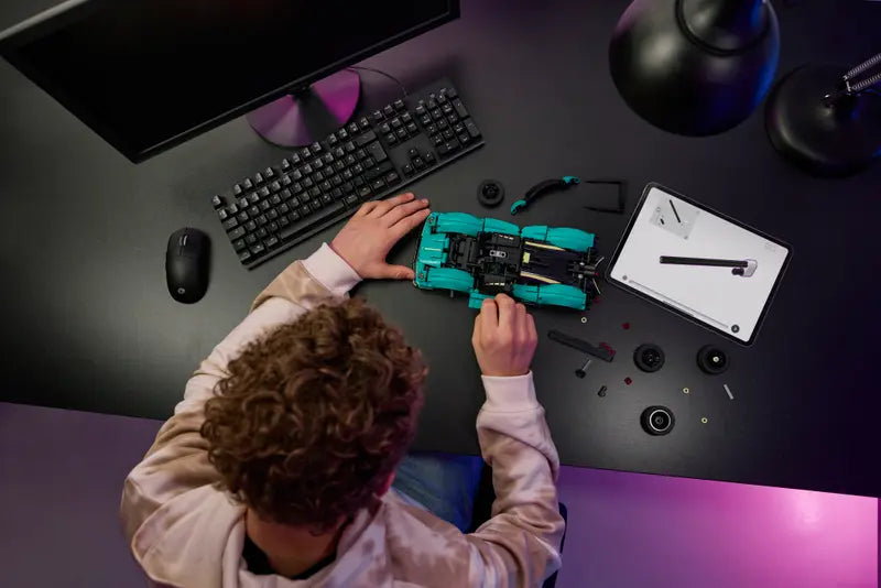 LEGO - 42208 - TECHNIC - Aston Martin Valkyrie - 707pcs