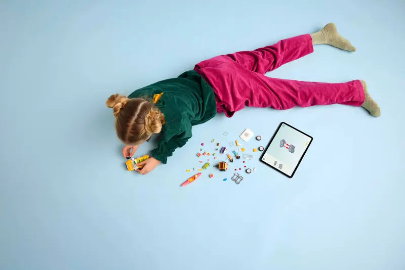 LEGO - 42659 - FRIENDS - Friendship Road-Trip Travel Car - 220pcs