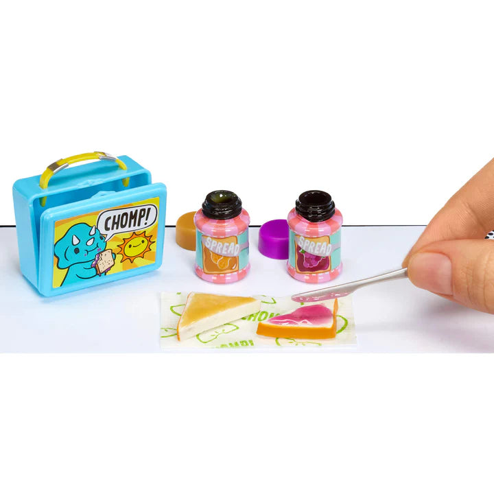 MGA Games - Miniverse - Make IT Mini Foods - Cafe in Series 5