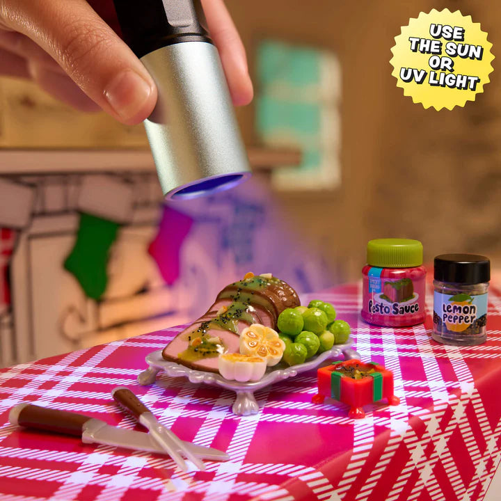 MGA Games - Miniverse - Make IT Mini Holiday Theme IN