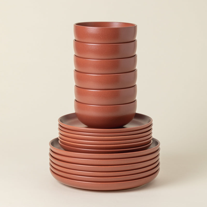 Pacifica - Cayenne Red 18-piece Dinnerware Set with Bowl