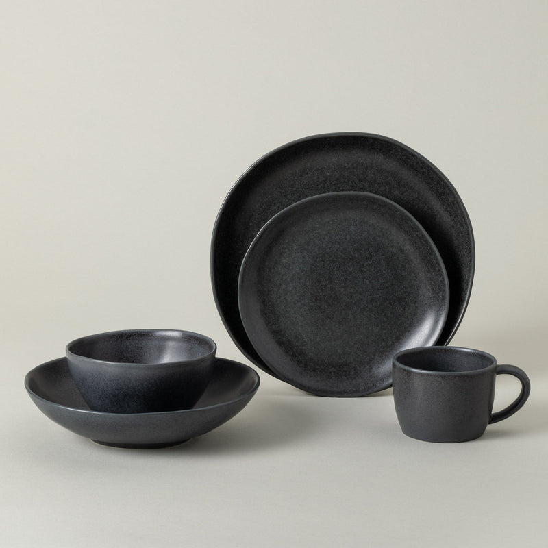 Livia - Matte Black 5-piece Dinnerware Set
