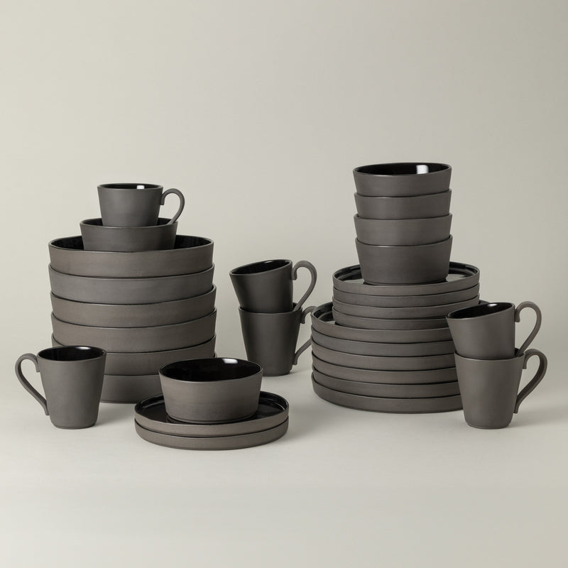 Lagoa - Black 30-piece Dinnerware Set with Mug Ecogres