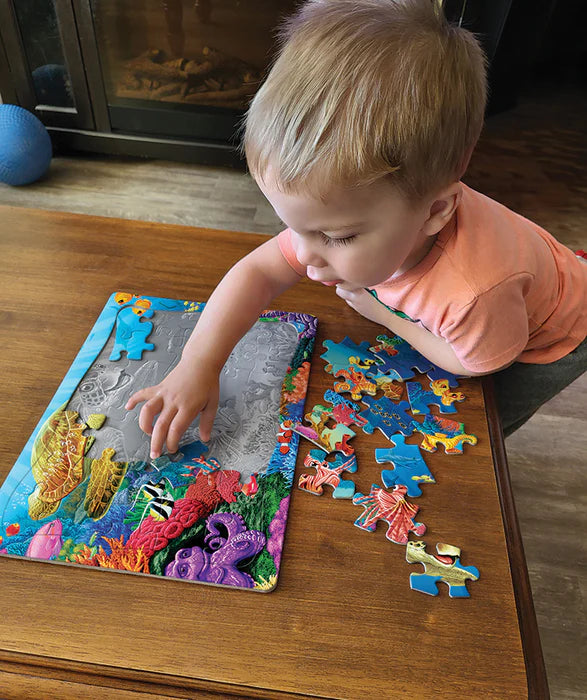 Cobble Hill - 35 Piece Tray Puzzle - Undersea Turtle