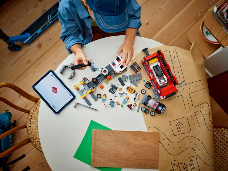 LEGO - 60472 - CITY - Scrapyard with Cars - 871pcs