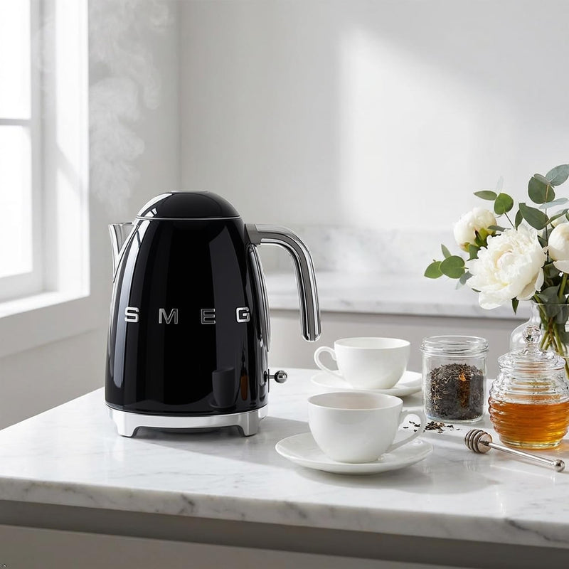 Smeg Retro Style Electric Kettle KLF03BLUS, 1.7 L, Black