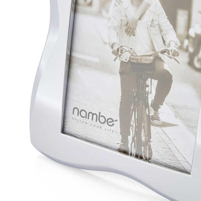 Nambé Bella Photo Frame - design detail.