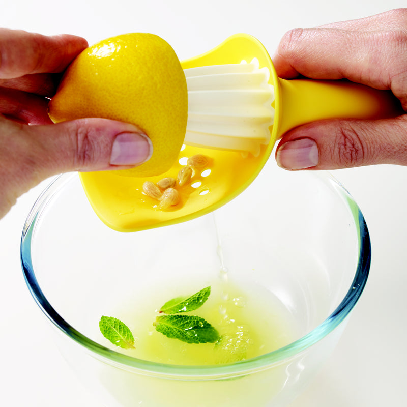 Joseph Joseph - Catcher™ Citrus Reamer