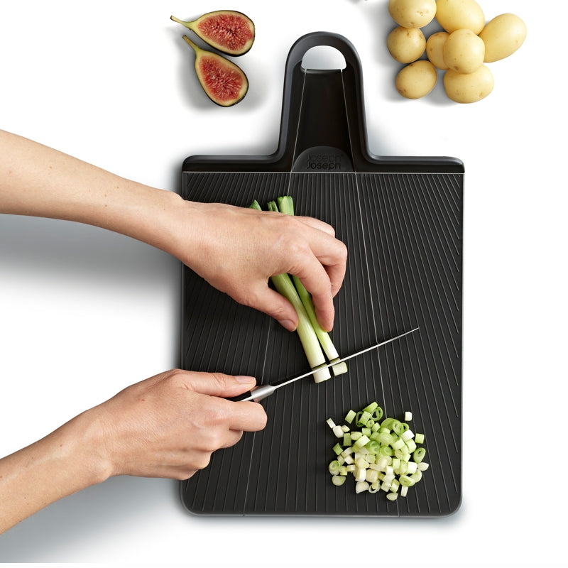 Joseph Joseph - Chop2Pot™ Plus Folding Chopping Board