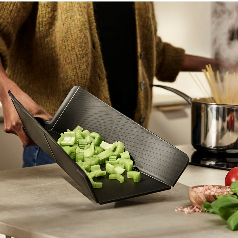 Joseph Joseph - Chop2Pot™ Plus Folding Chopping Board