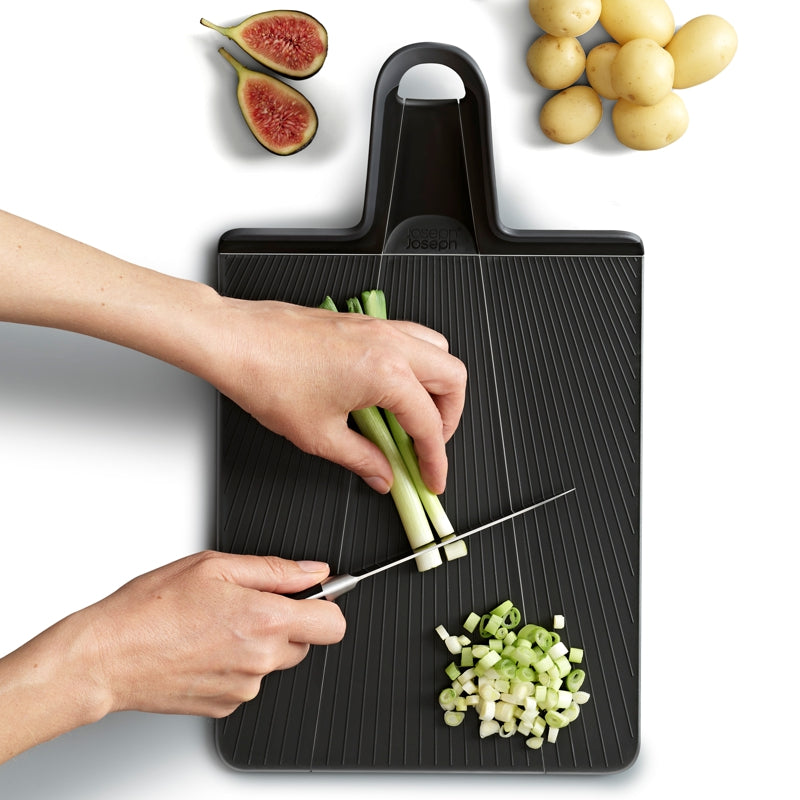 Joseph Joseph - Chop2Pot™ Plus Folding Chopping Board