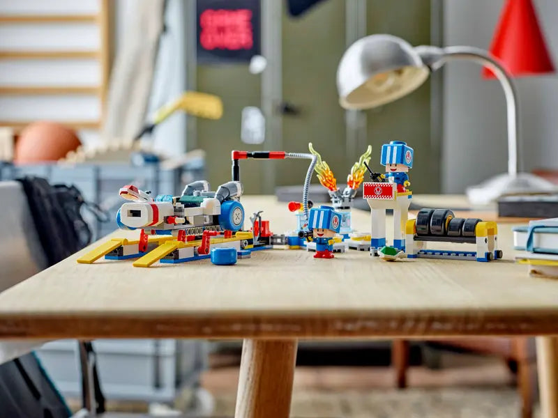 LEGO - 72035 - SUPER MARIO - Toad's Garage - 390pcs