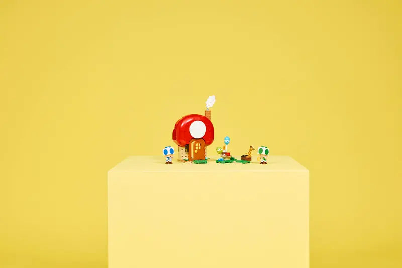 LEGO - 72041 - SUPER MARIO - Party at Toad's House - 276pcs