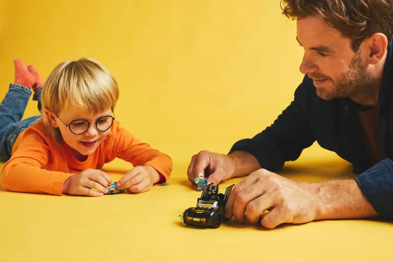 LEGO - 76301 - BATMAN - Batman & Batmobilevs. Mr. Freeze - 63pcs