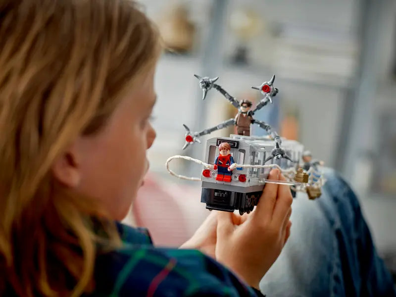 LEGO - 76321 - MARVEL - Spiderman vs. Doc Ock Subway Train Scene - 393pcs