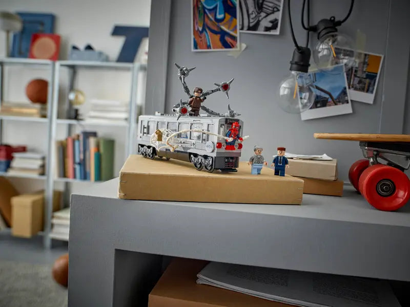 LEGO - 76321 - MARVEL - Spiderman vs. Doc Ock Subway Train Scene - 393pcs