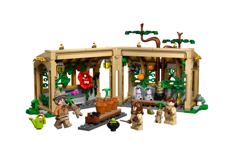 LEGO - 76445 - HARRY POTTER - Hogwarts Castle: Herbology Class - 390pcs