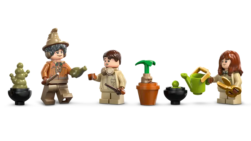 LEGO - 76445 - HARRY POTTER - Hogwarts Castle: Herbology Class - 390pcs