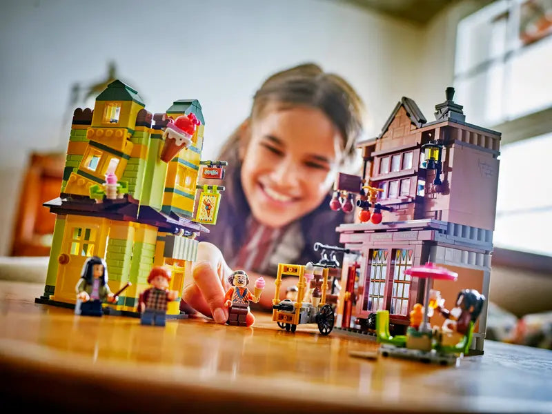 LEGO - 76452 - HARRY POTTER - Quality Quidditch Supplies & Ice Cream Parlour - 795pcs -