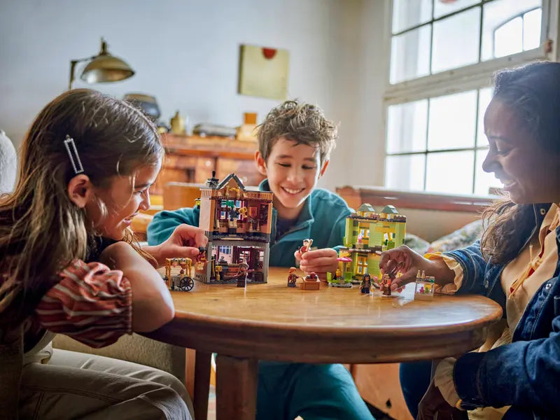 LEGO - 76452 - HARRY POTTER - Quality Quidditch Supplies & Ice Cream Parlour - 795pcs -