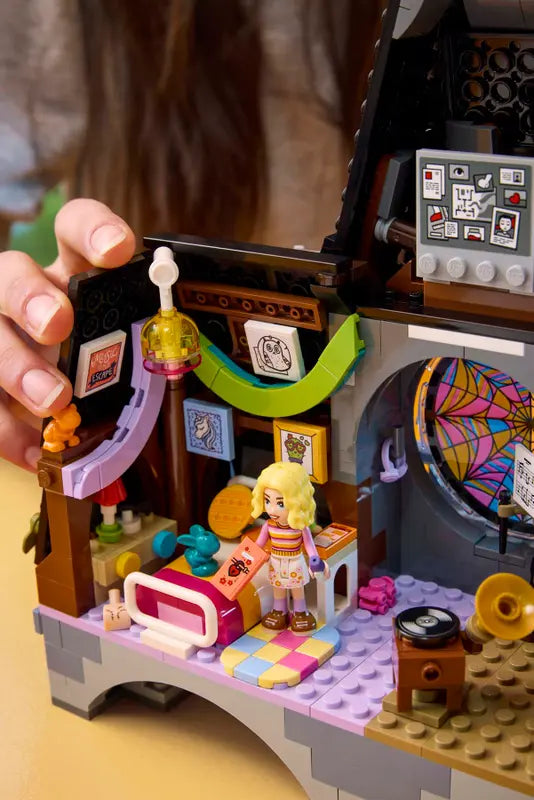 LEGO - 76781 Wednesday & Enid's Dorm Room
