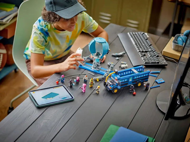 LEGO - 77073 - FORTNITE - Battle Bus - 954pcs