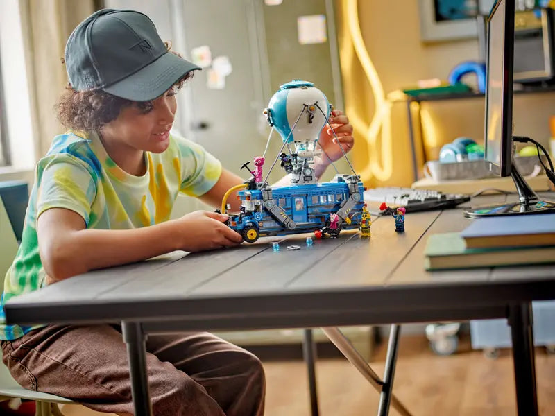 LEGO - 77073 - FORTNITE - Battle Bus - 954pcs