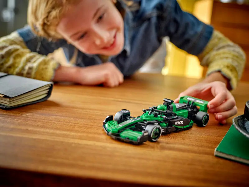 LEGO - 77247 - SPEED CHAMPIONS - Kick Sauber F1 Team C44 Race Car - 259pcs