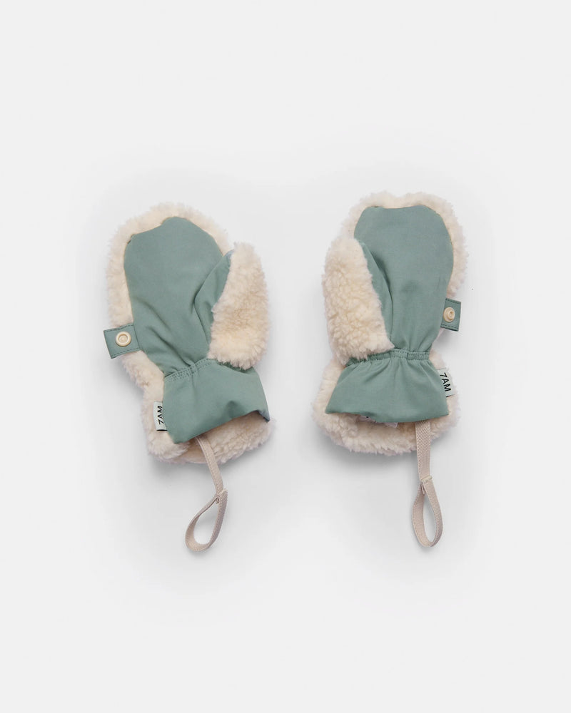 Sherpa Mittens • Benji Appliqué