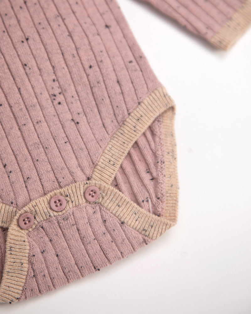 7AM - Long Sleeve Bodysuit - Hug Me